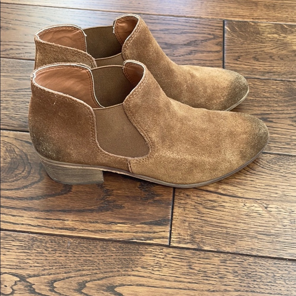 BP brown booties
